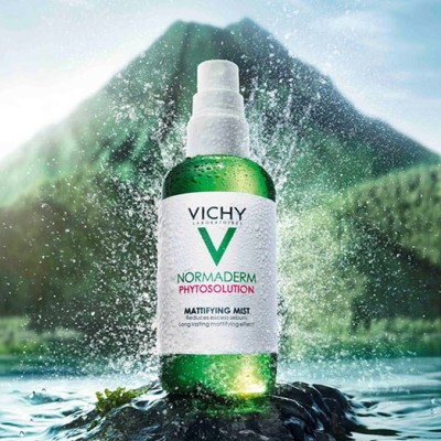 μιστ για τη καταπολέμηση της γυαλάδας του προσώπου