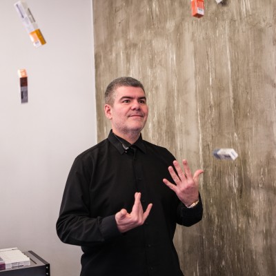 Θοδωρής Οικονομάκης - πορτρέτο